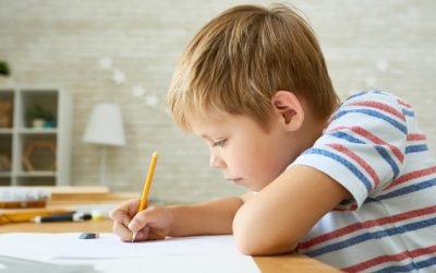 10 activités efficaces pour préparer votre enfant à l’écriture